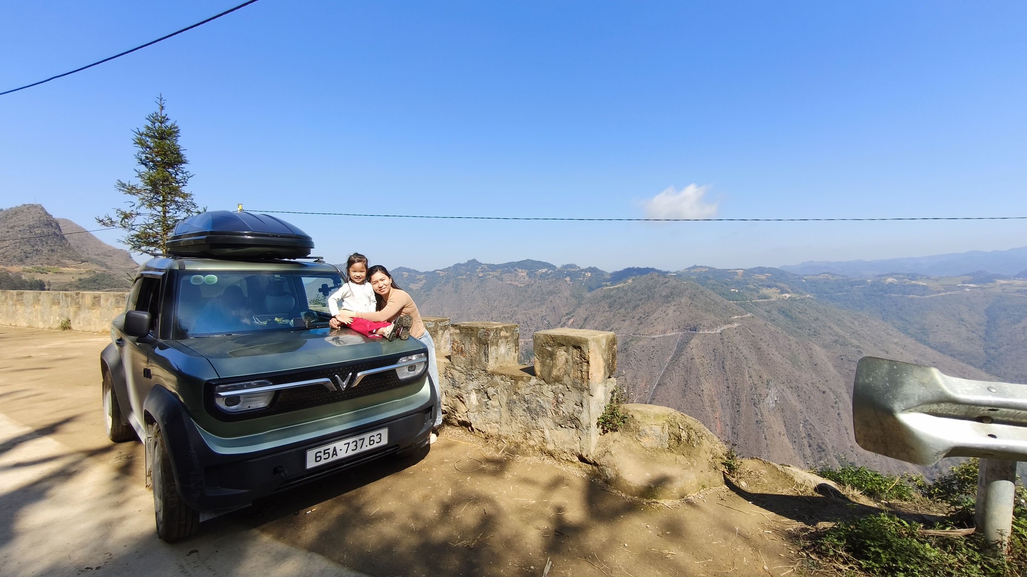 Xuyên Việt 5.500 km bằng VinFast VF 3: Sạc 53 lần, ngủ trên xe thoải mái, tiết kiệm hơn chục triệu và vượt đèo Mã Pì Lèng ngon ơ- Ảnh 13.