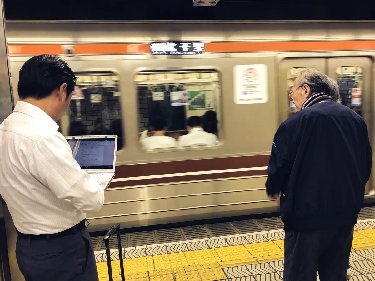 salaryman-l-1776828740005-17768287406091571321483
