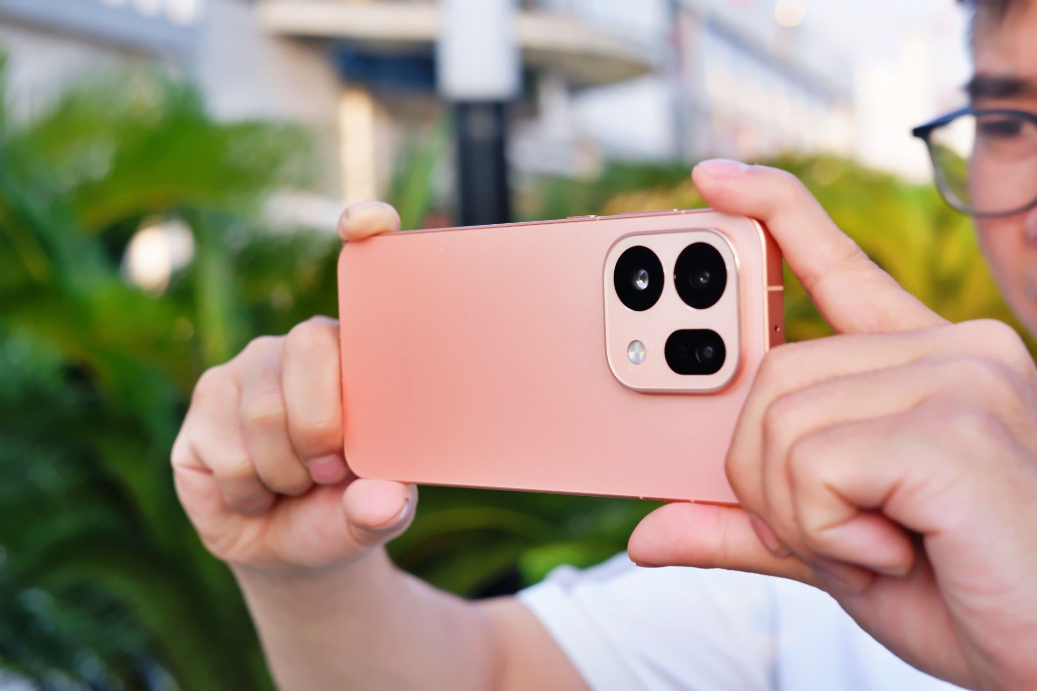 oppo-x9s-lua-chon-dang-gia-techz-1-1781066335.jpeg