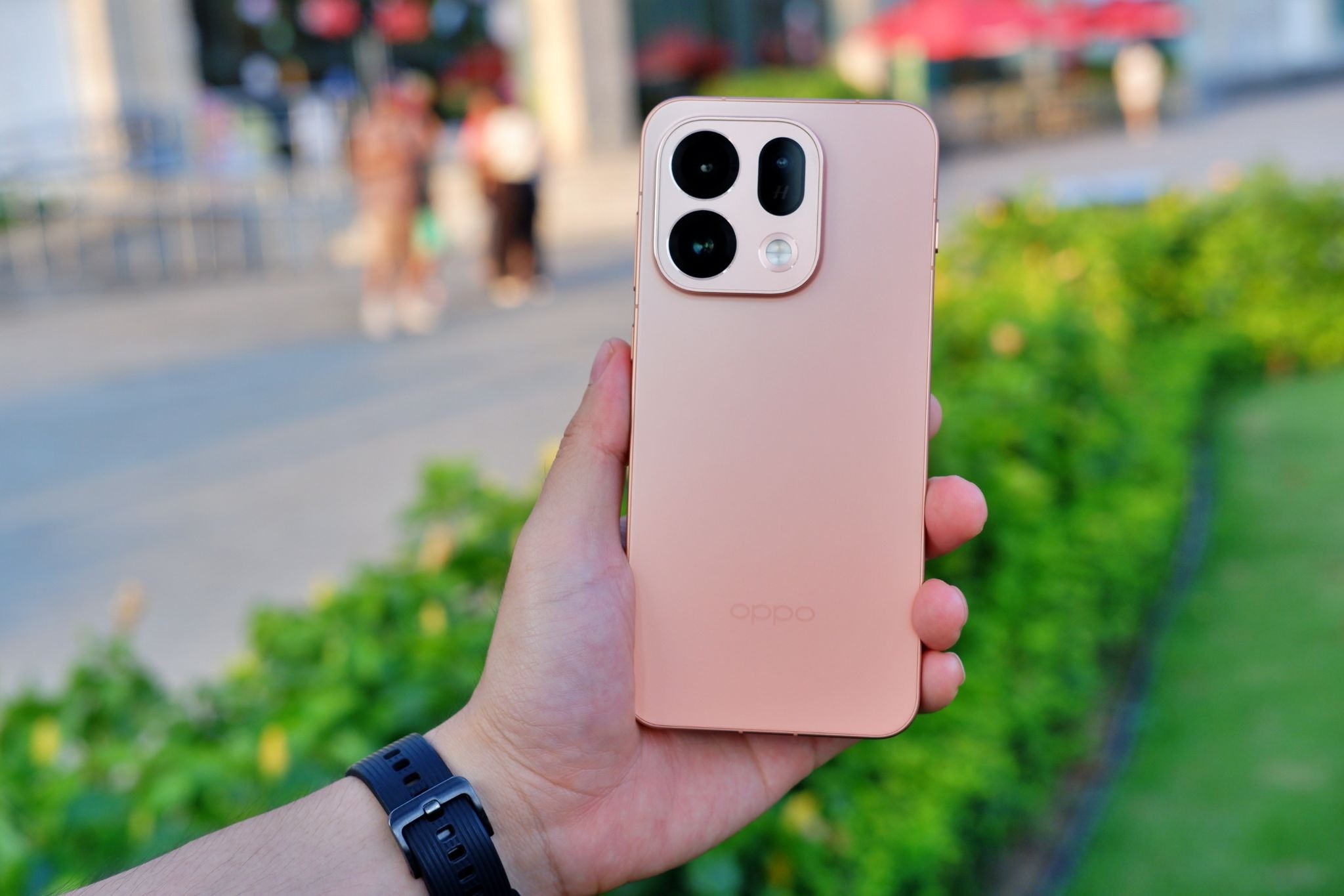 oppo-x9s-lua-chon-dang-gia-techz-8-1781066626.jpeg