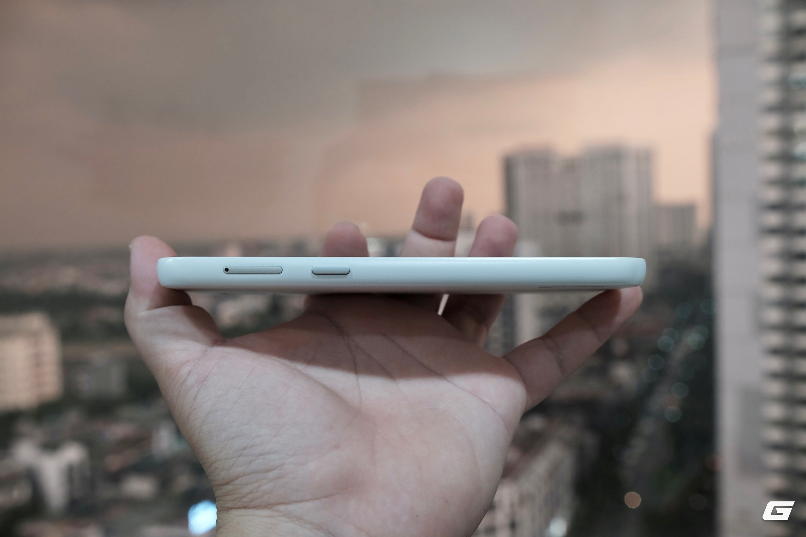 Hanvon Clear Mobile: Một chiếc máy đọc sách bỏ túi khá thú vị và điều gây chú ý không chỉ nằm ở màn hình E-Ink - Ảnh 4.