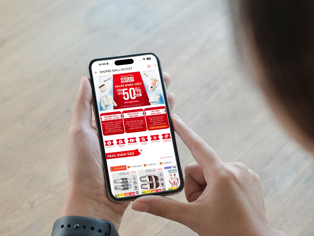 Shopee Mall Outlet: Săn hàng chính hãng cùng deal và voucher hấp dẫn - Ảnh 1.