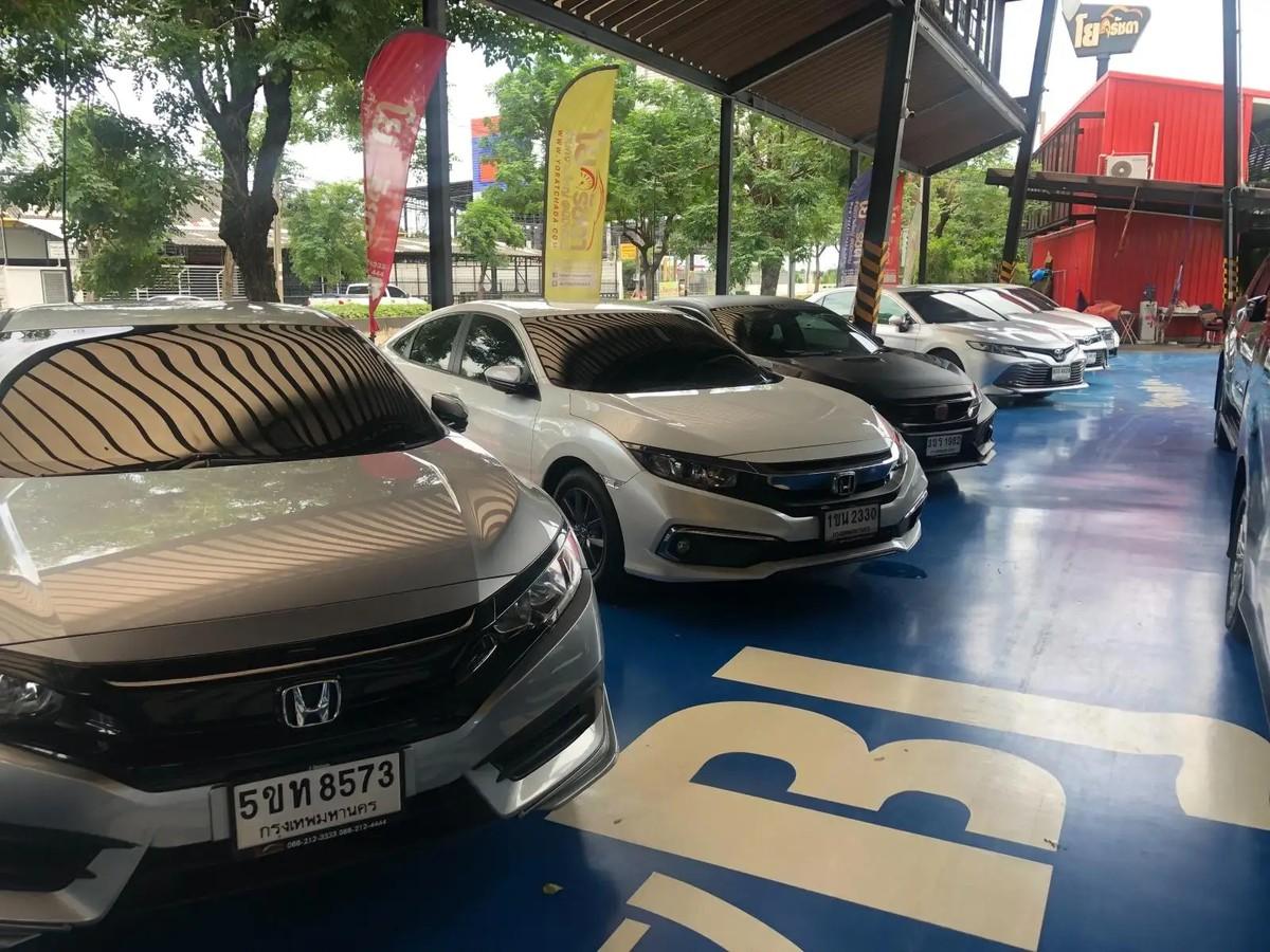 Bãi xe cũ Thái Lan kén xe điện Trung Quốc: sau 4 năm, một mẫu bán chạy chỉ còn khoảng một phần tư giá trị- Ảnh 2. Bãi xe cũ Thái Lan kén xe điện Trung Quốc: sau 4 năm, một mẫu bán chạy chỉ còn khoảng một phần tư giá trị- Ảnh 2.